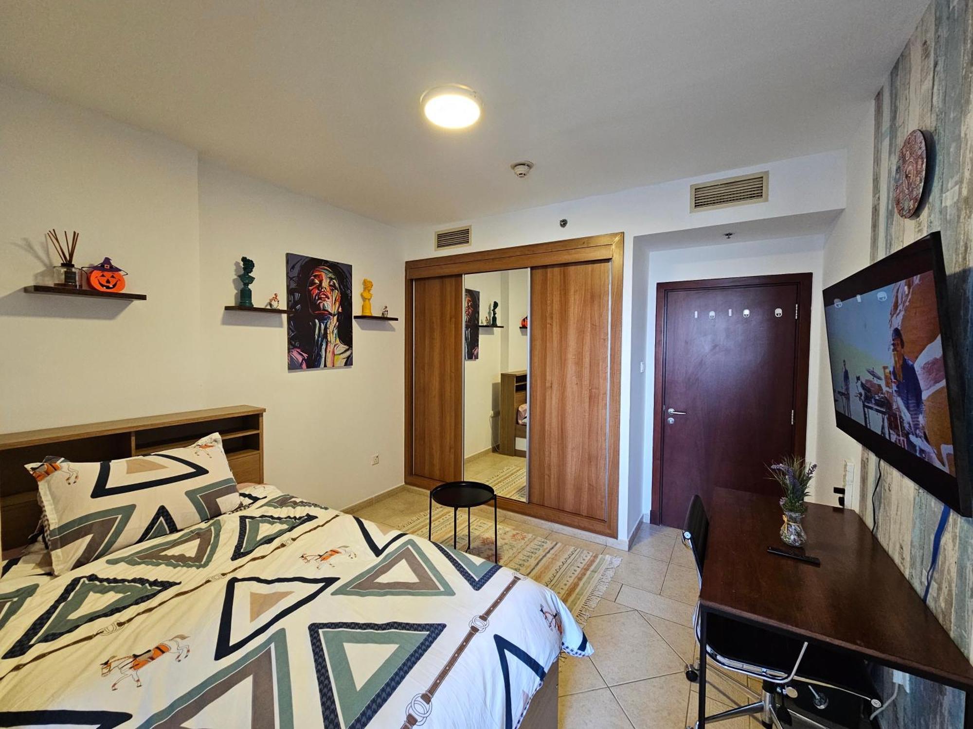 Super Host At Highest Residential Tower In The World, Private Rooms In A Shared Apartment Dubai Bilik gambar
